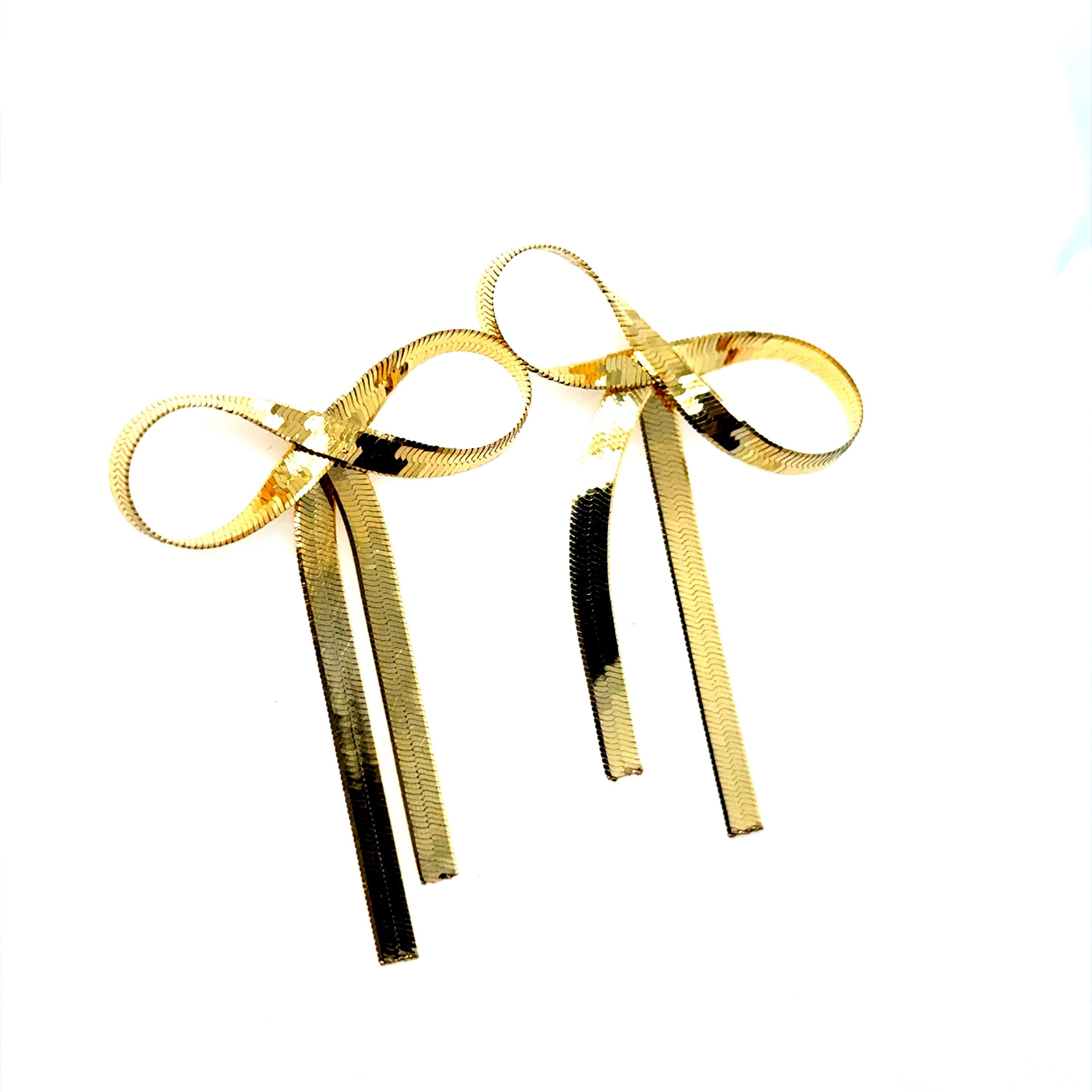 Herringbone 14K Yellow Gold 'Bow' Earrings.